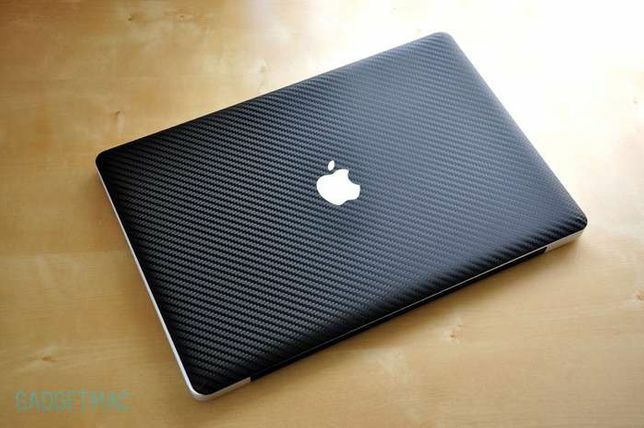 Установка защитных плонк на экран MacBook M1. M2. M3