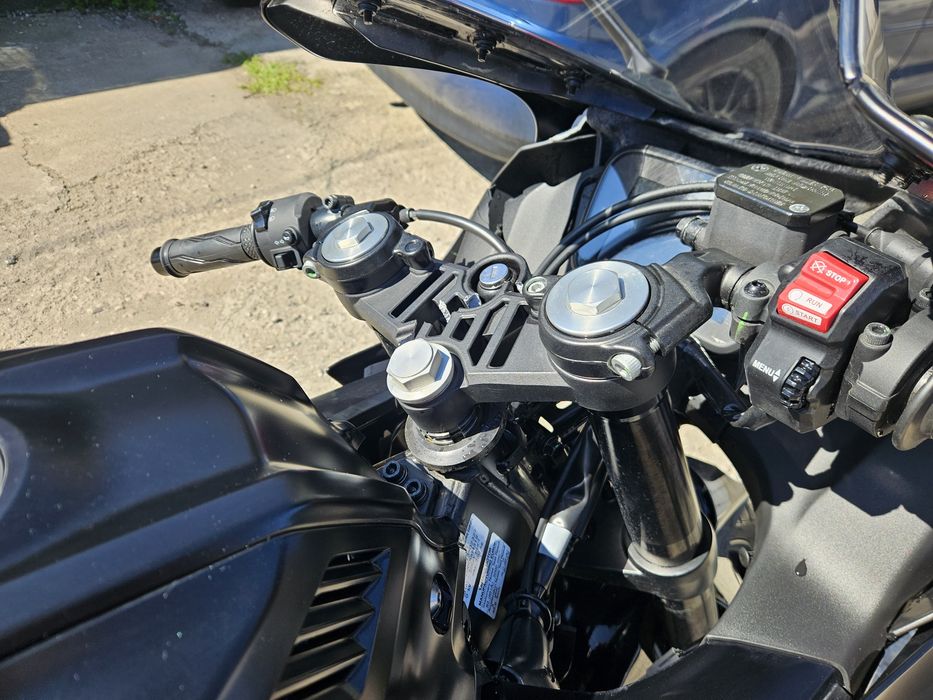 Yamaha YZF125 avariat