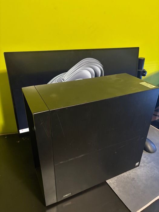 Настолен компютър