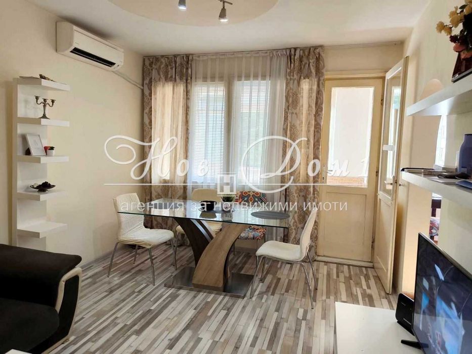 Продава се Тристаен апартамент в Варна, Център - 100 кв.м за 2150 €/кв.м - Снимка #11