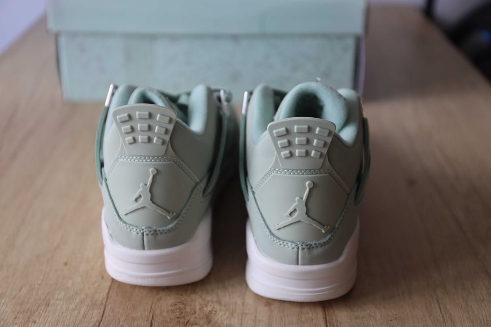 Jordan 4 turcoaz 36 38 39