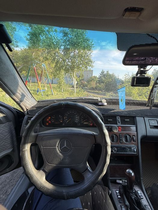 Продам мерседес С200