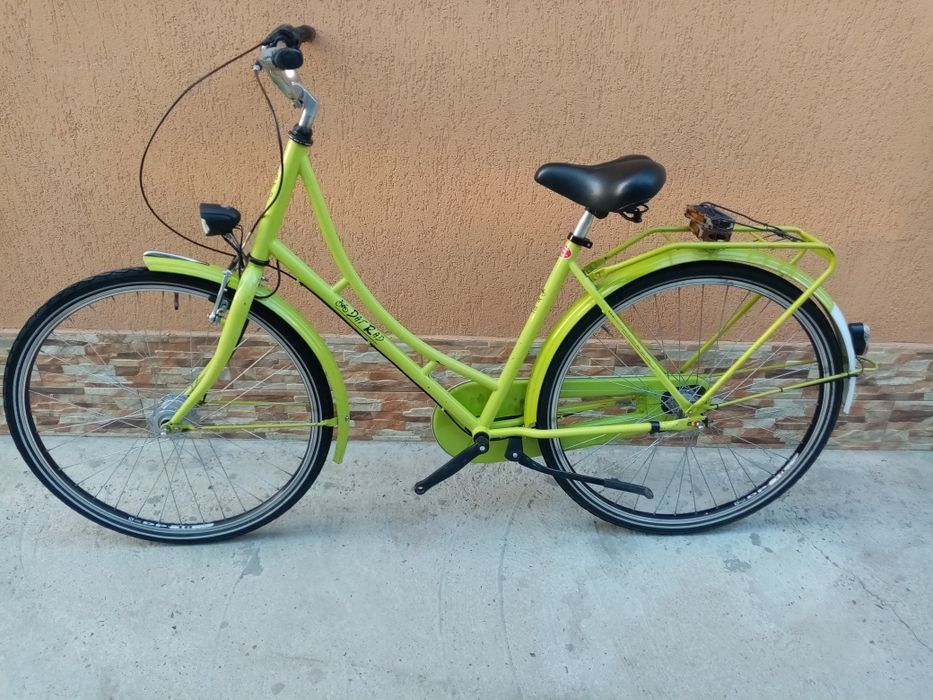 Bicicleta  dama cu dinam în butuc