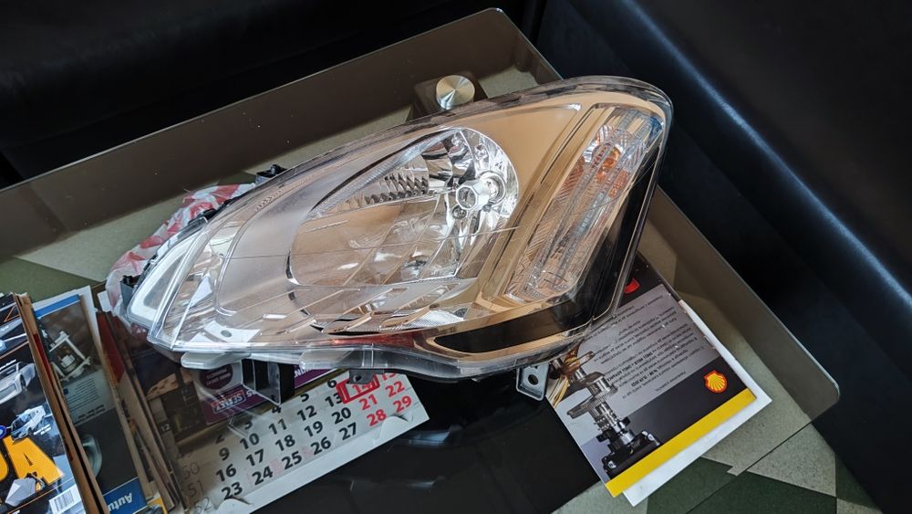 Фар за пежо партнер , строен берлинго