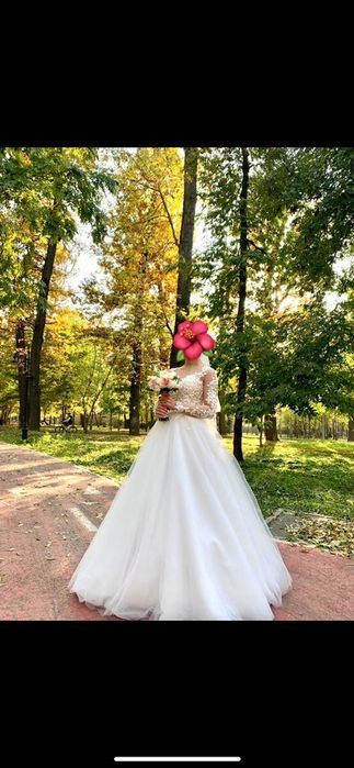 Свадебное платье