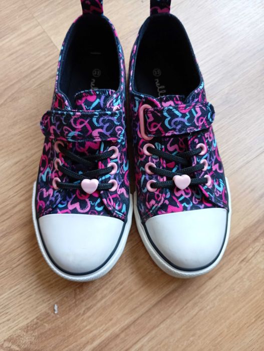 Боти за момиче номер 33