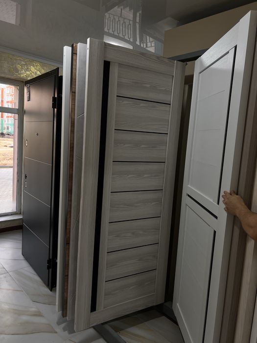 Продается новые двери от 15тыс комплект
