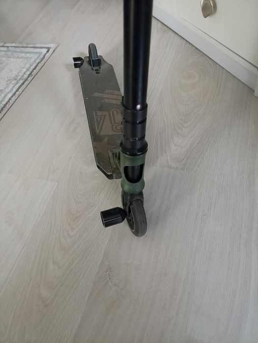 Продам трюковой самокат