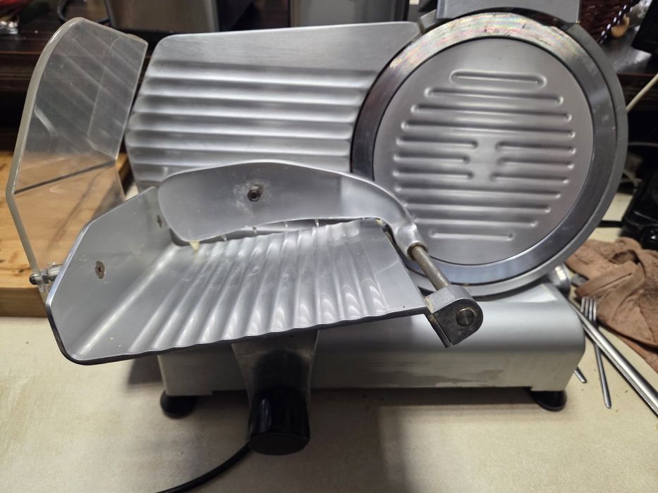 Слайс машина колбасо резачка