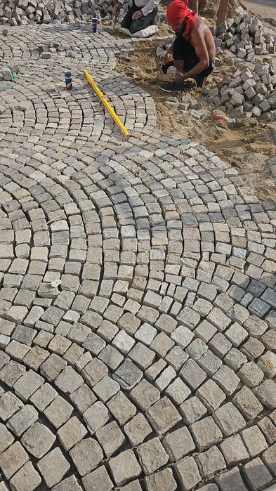 Piatra  cubica  pavaj