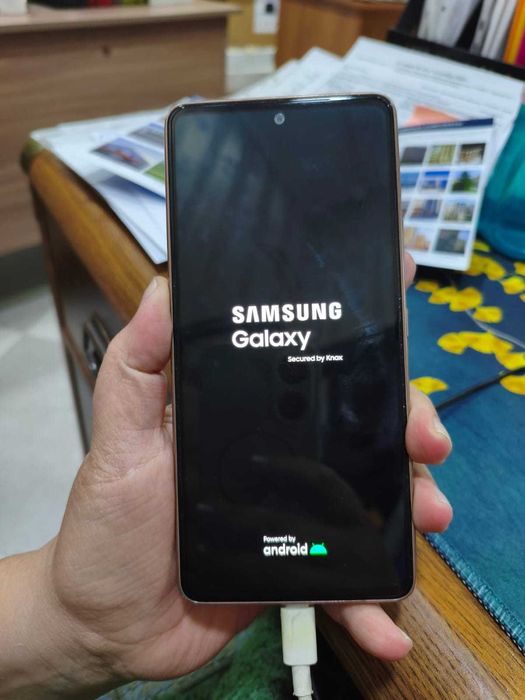 Samsung Galaxy A53 персиковый б/у