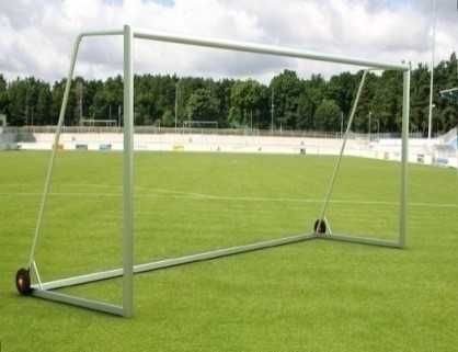 PORTI DE FOTBAL MOBILE din aluminiu dimensiunea oficiala 7.32x2.44m