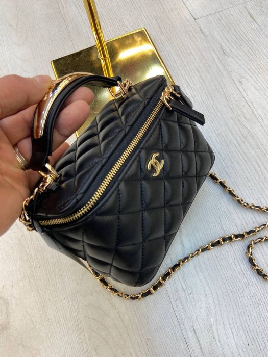 Топ модел чанти бижу