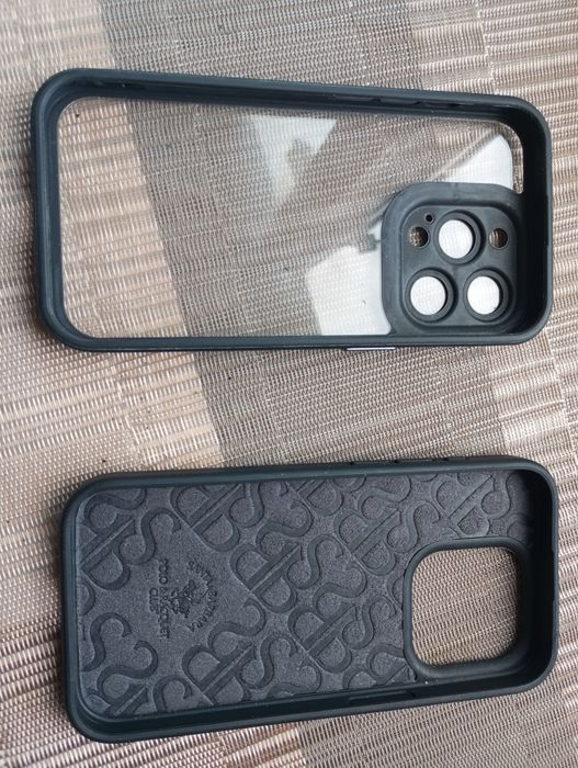 Продам iPhone 15 pro чехлы