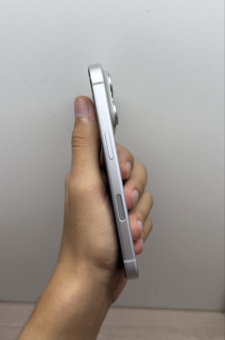 iPhone 14 Pro (17 Pro korpus)