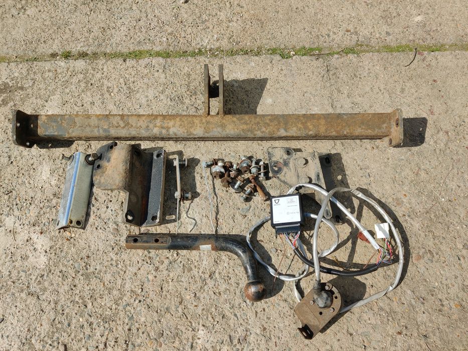 Cârlig remorcare Nissan Qashqai compatibil cu toate modelele Qashqai