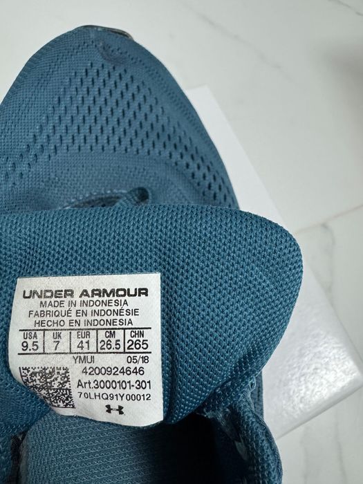 Adidasi Under Armour