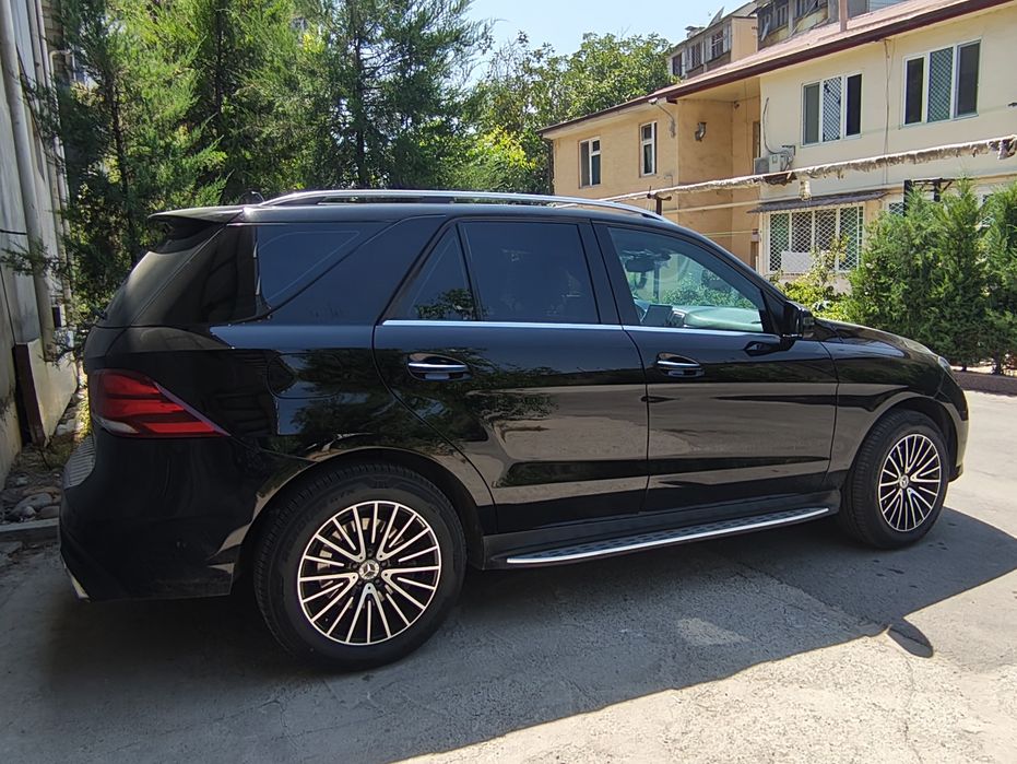 Mercedes-Benz ML 350 (кузов W166) .