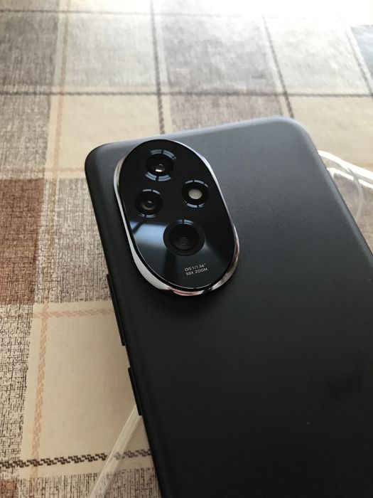 Възможен бартер/ Гаранционен Honor 200