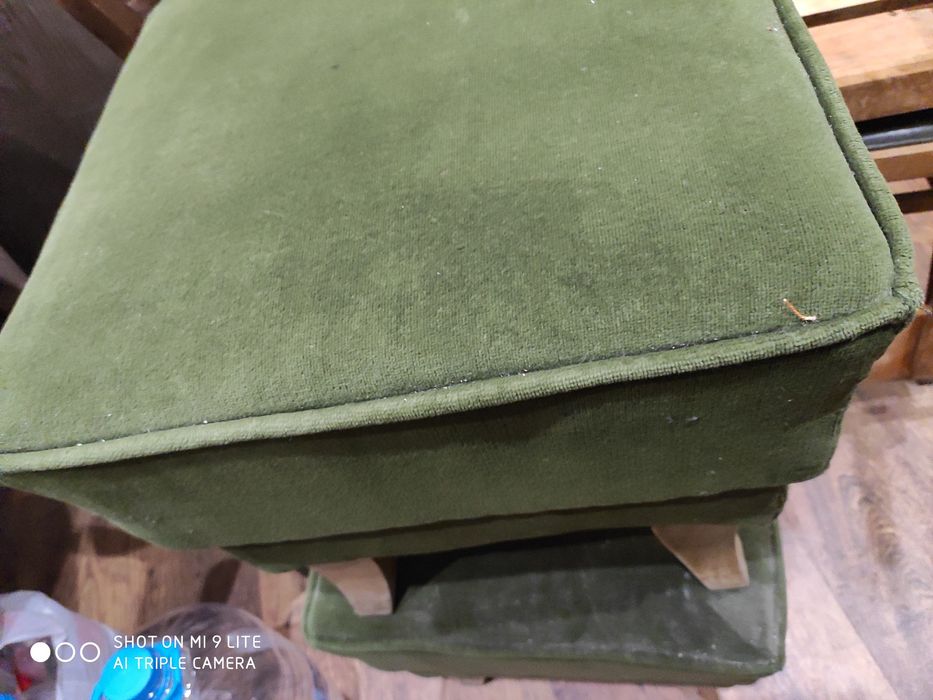 Врати.Бюра.табуретки