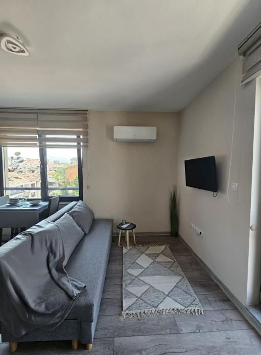 Дава се под наем Едностаен апартамент в Пловдив, Младежки Хълм - 36 кв.м за 500 € - Снимка #1