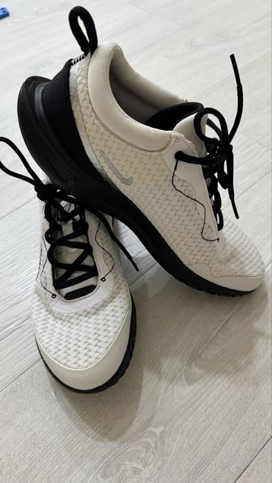 Теннисные кроссовки nike court pro