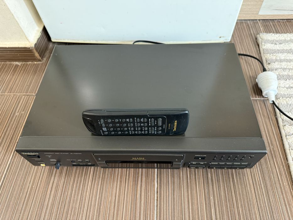 Technics SL-PS670D Качествен плеър