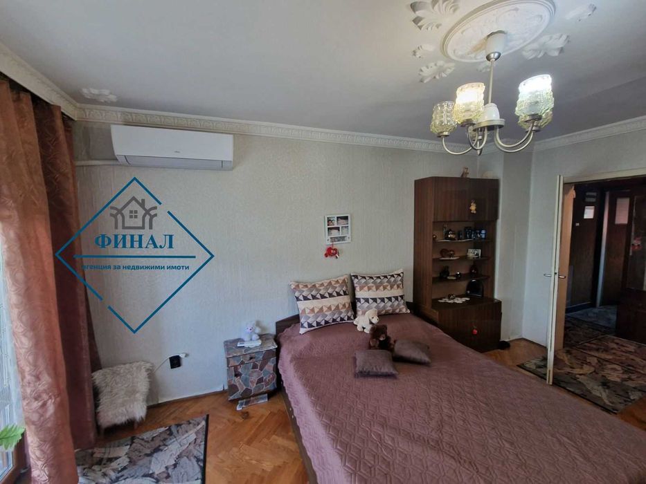 Продава се Тристаен апартамент в Шумен, Тракия - 84 кв.м за 1154 €/кв.м - Снимка #10