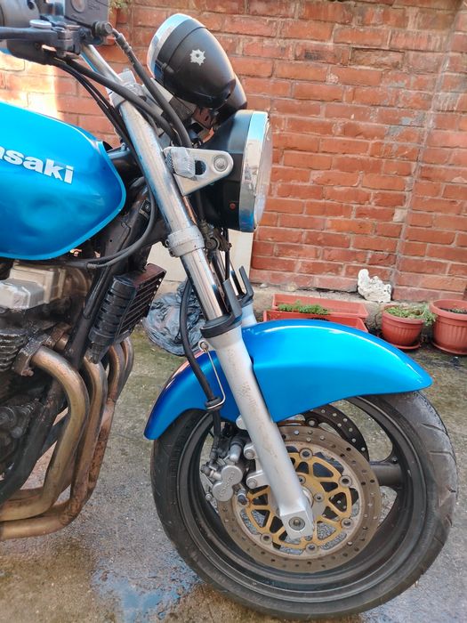 На части Kawasaki zr 750, Кавазаки зр 750