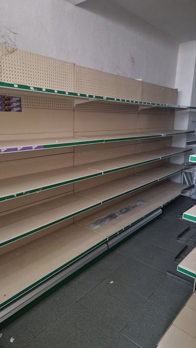 Обзавеждане на магазин