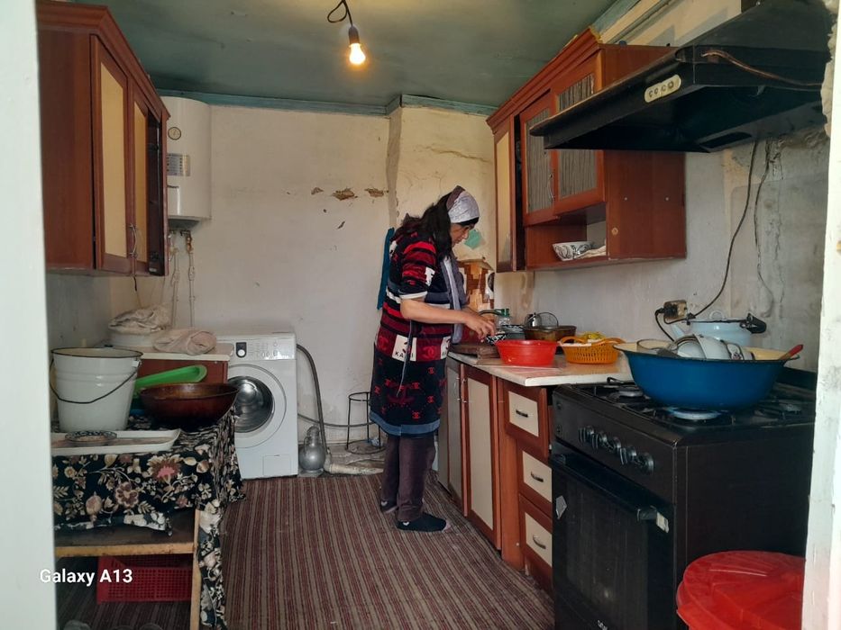 Продаётся дом в Кибрае с земельных участком