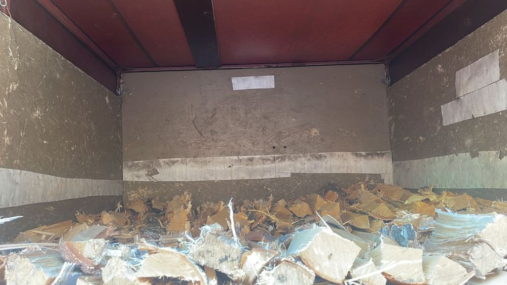 Дрова кубами и в мешках