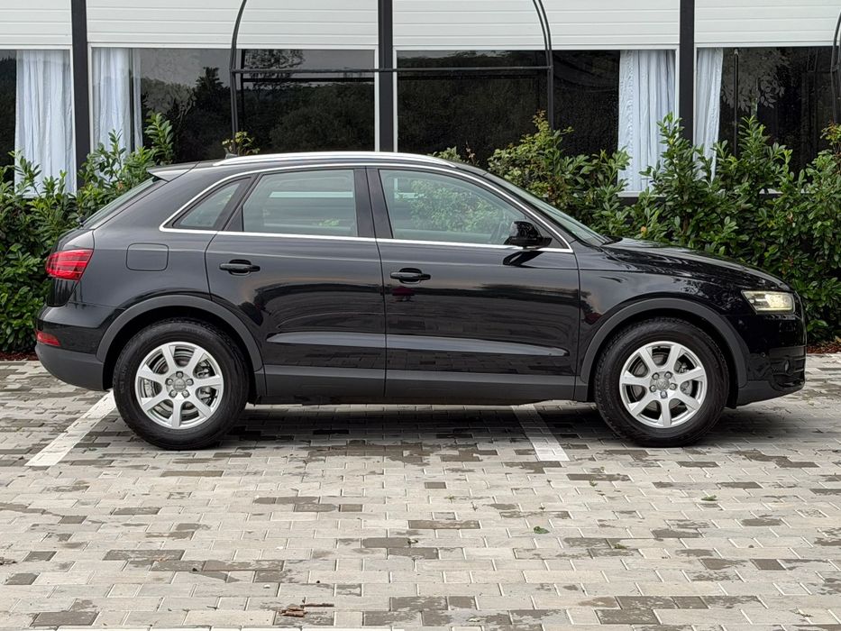Audi Q3 | Quattro | 2.0TDI | Automat | Navi | Xenon | Piele | Carlig