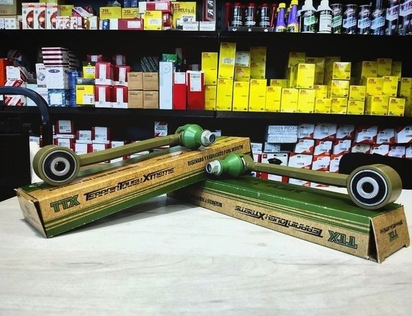 Стойки стабилизатора усиленные на JEEP WRANGLER RUBICON