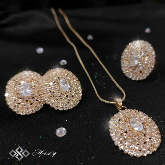 Стилен дамски комплект бижута с кристали от 3 части “Siyana”