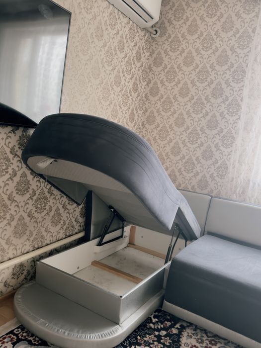 Диван сатылады фирменный