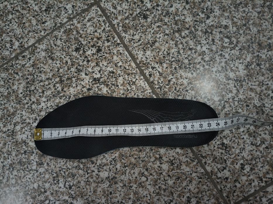 Lowa Vento adidasi
