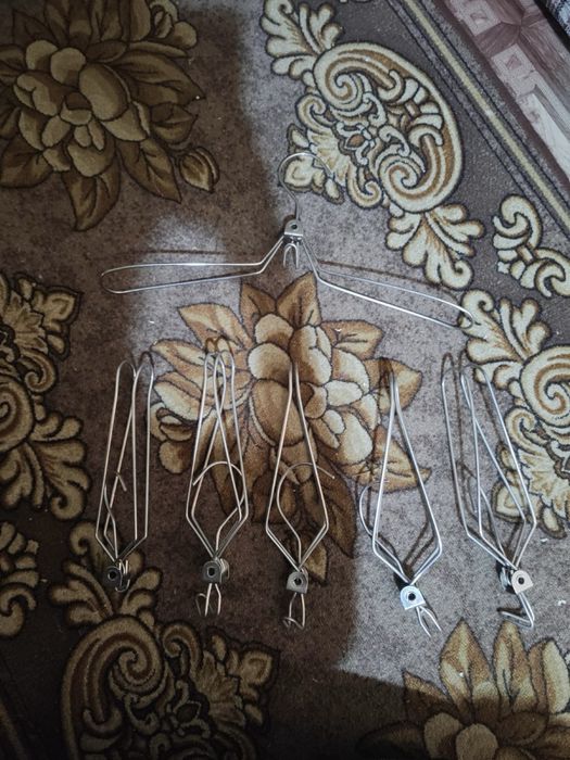 Вешалки (плечики для одежды)