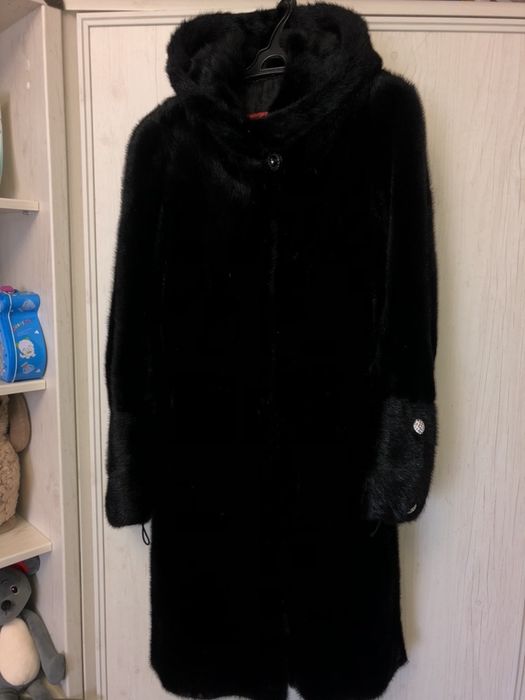 Продам норковую шубу