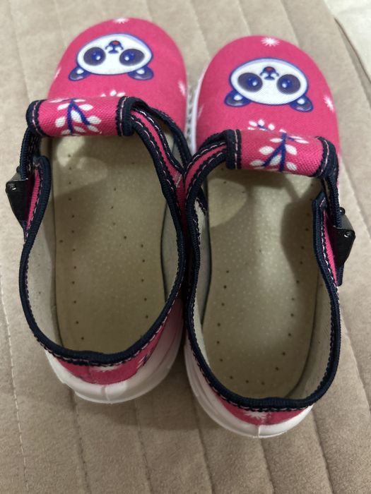 Чисто нови Пантофи детски
