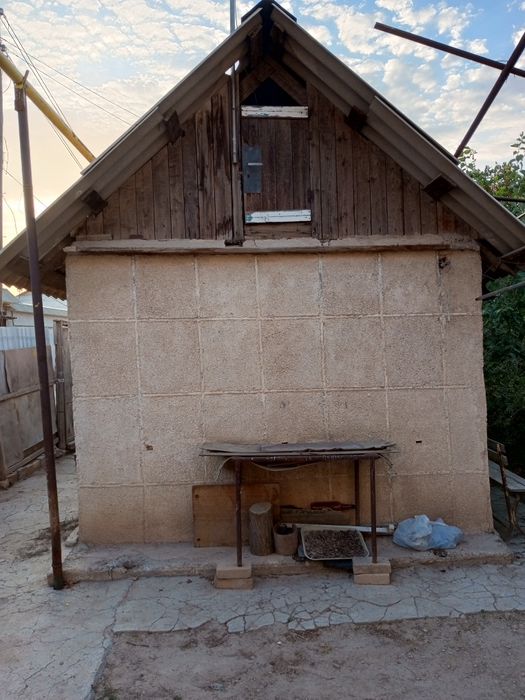 Продаю дачу,бывшее урожайное общество, по адресу, Камалак 296.