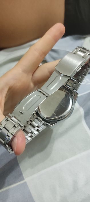 Часы CASIO продам.