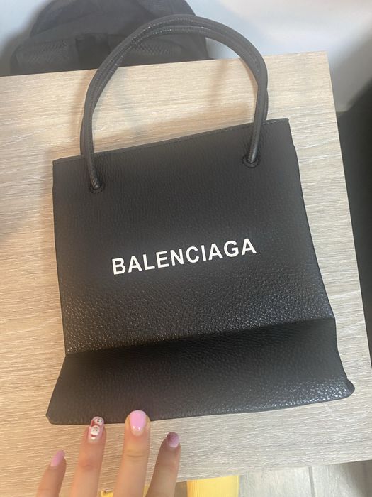 Малка черна кожена чанта Balenciaga  tote bag