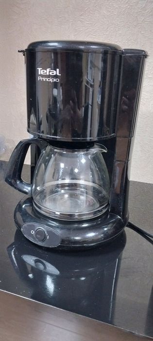 Продам кофеварку