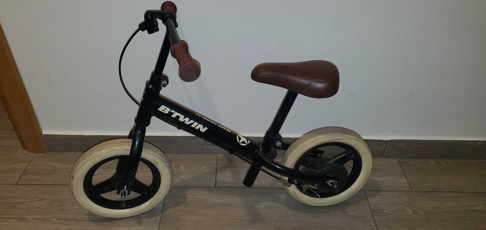 bicicleta btwin fara pedale cu frana de mana 2-4 ani 3.5kg