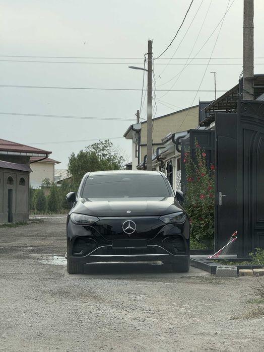 Mercedes Benz EQE350 SUV 4matic