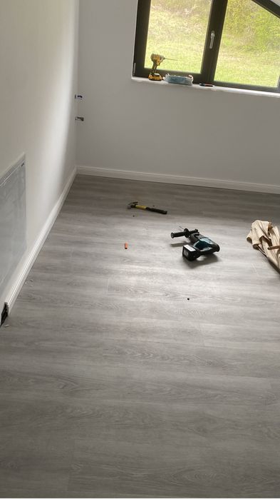 Montaj Parchet de Înaltă Calitate – Rapid, Precis și ieftin