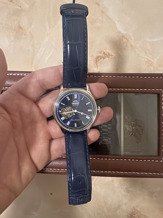 Vand ceas mecanic sau automat, originale