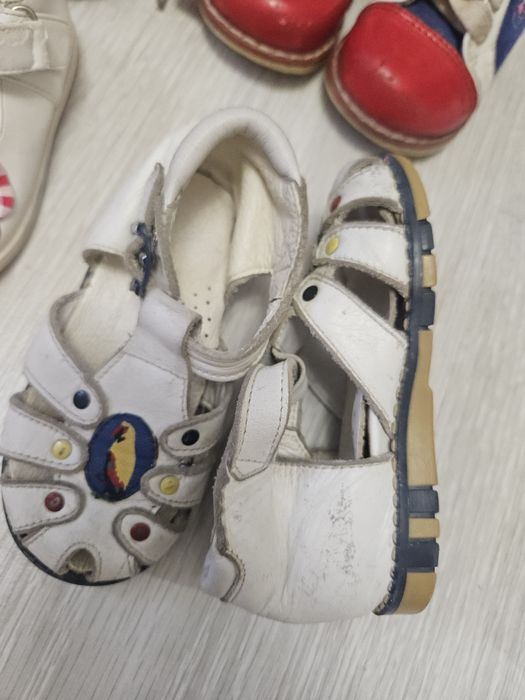 Отдам даром детские обуви