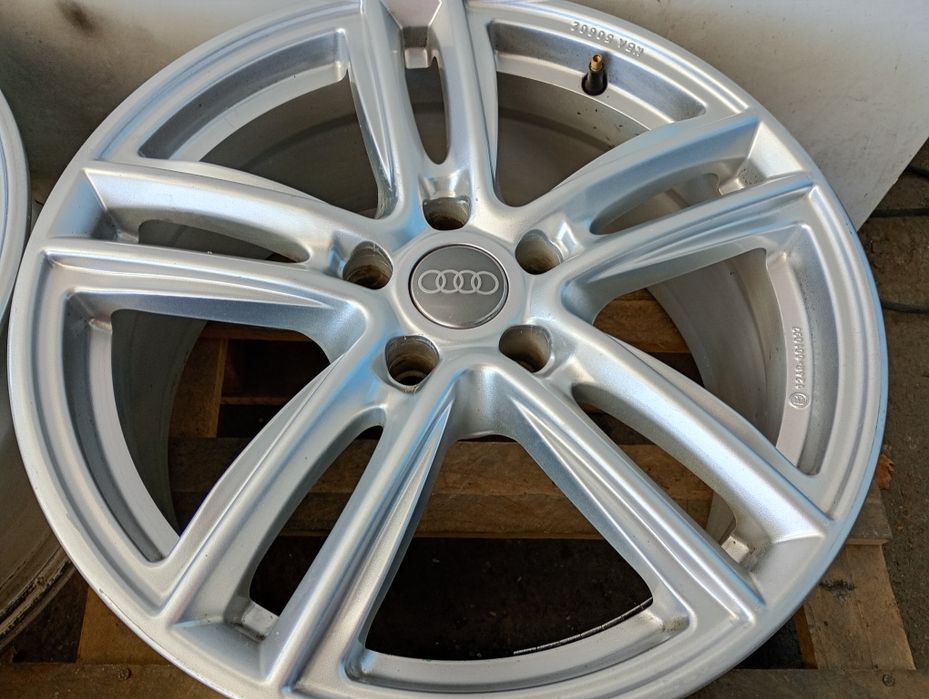 Перфектни BROCK 18-5x112 ET36 8j Audi A4 B9